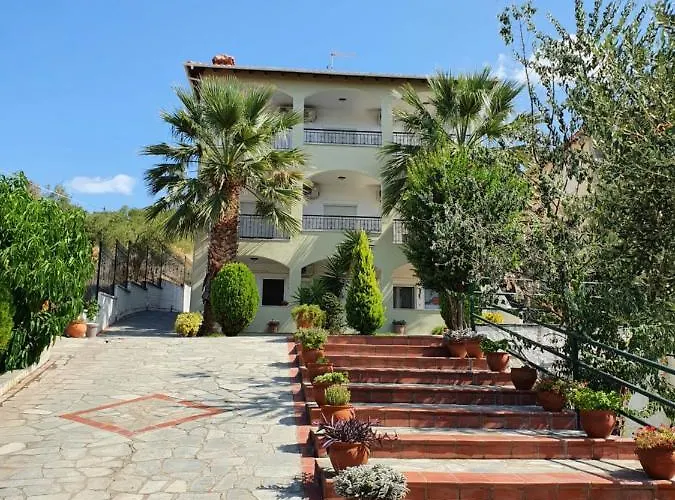 Pefko Néos Marmarás