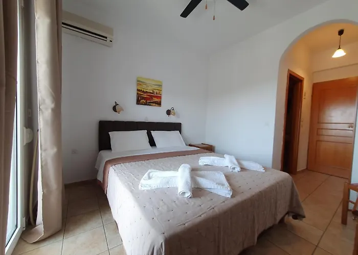 Pefko Apartamento Néos Marmarás